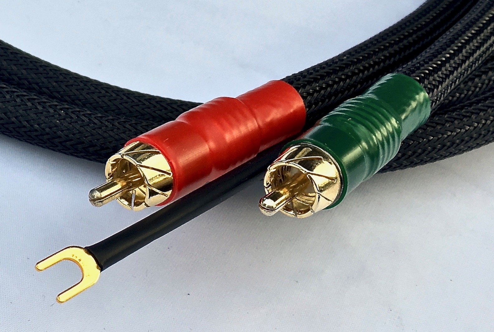 Ultimate Turntable cable with RCA connections