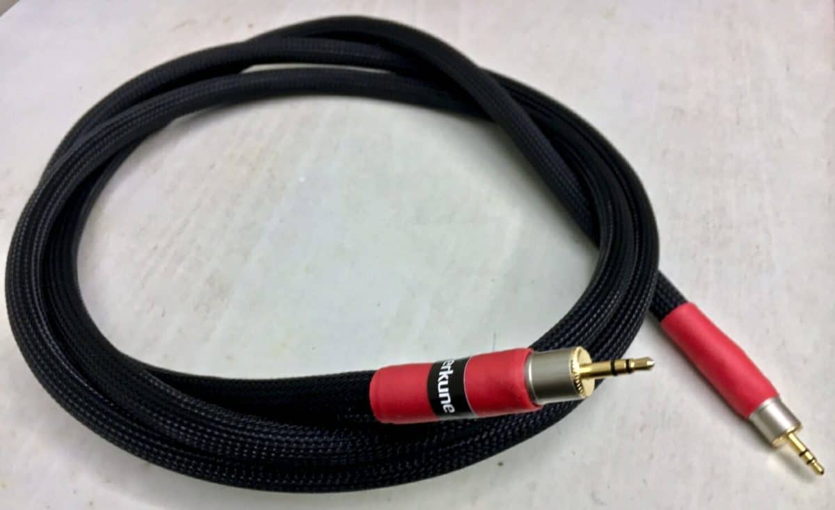 Mini-Jack two-meter cable