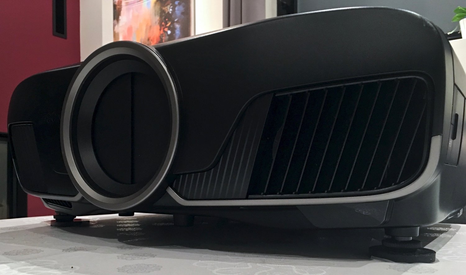 VibaPads under home cinema projector