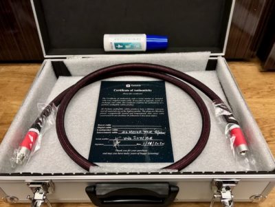 Reference XLR interconnect cable case
