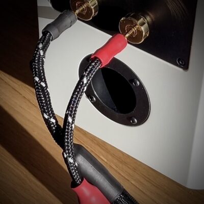 Loudspeaker cables
